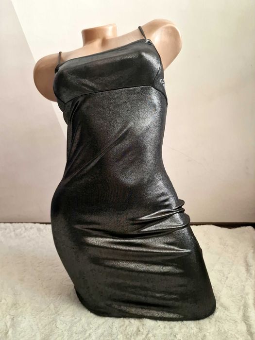 Нови Дамски рокли Pretty Little Thing Kollyy Armani Exchange Killah