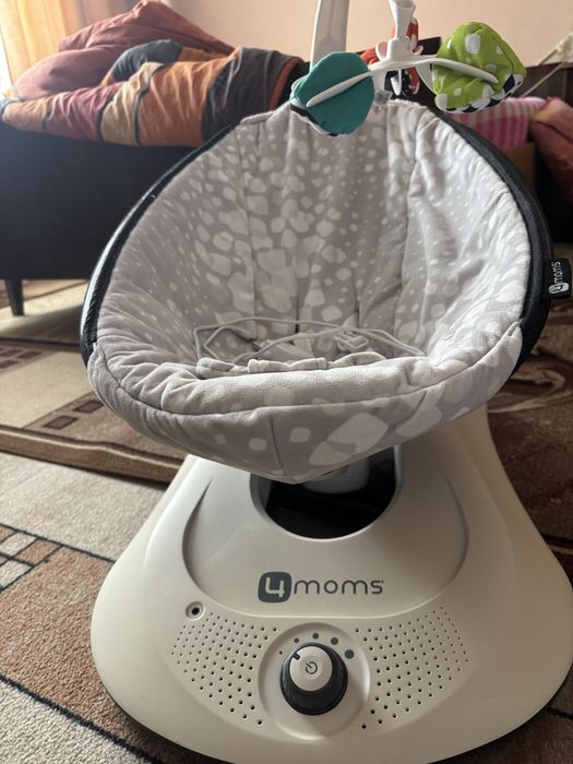 Електрическа люлка 4moms rockaRoo