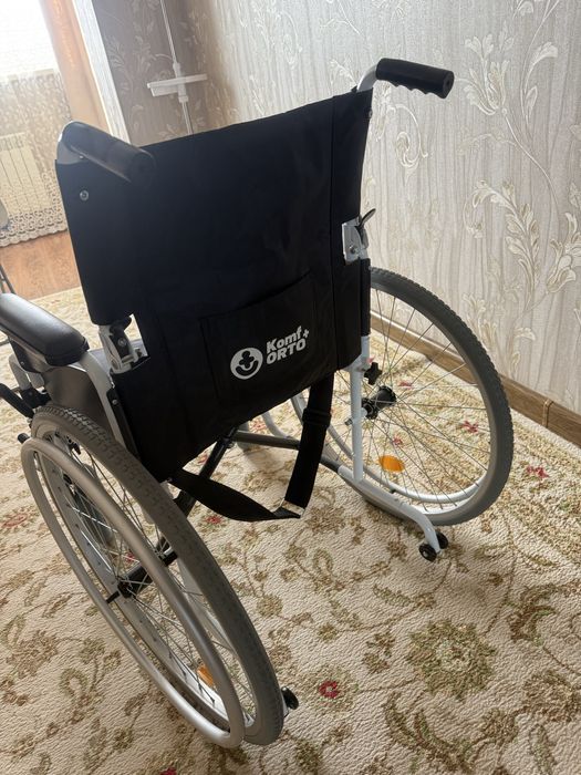 Инвалидная коляска
