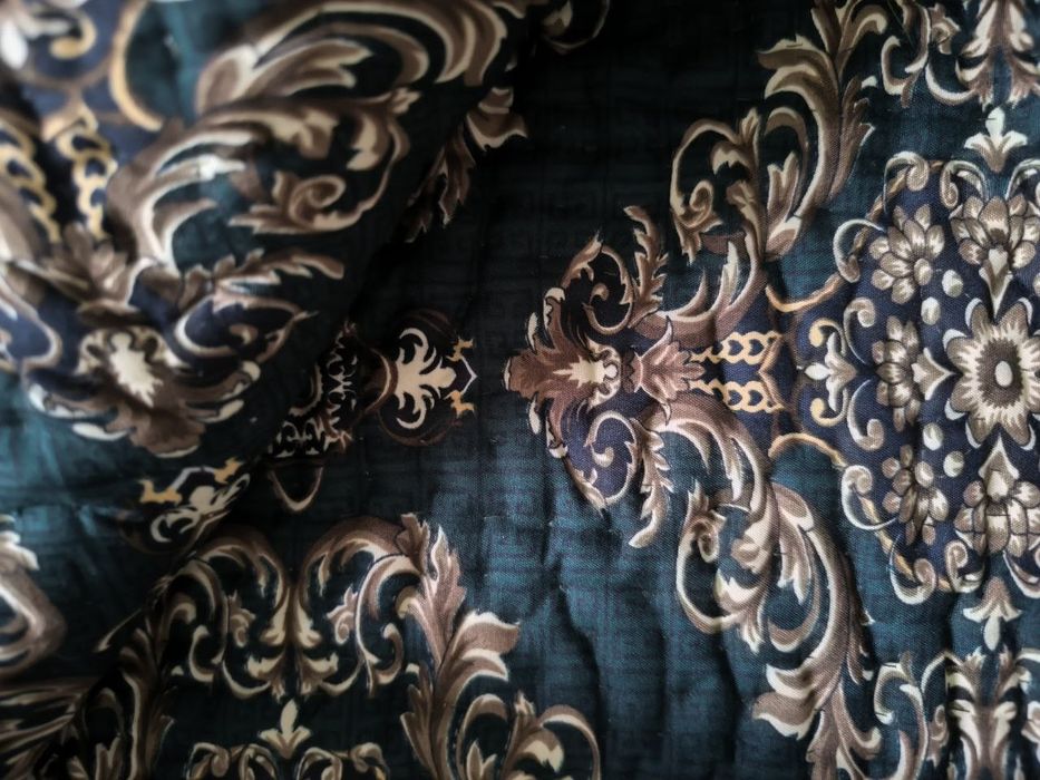 Новая стёганая безрукавка