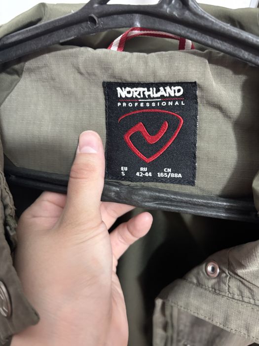 Ветровка Northland