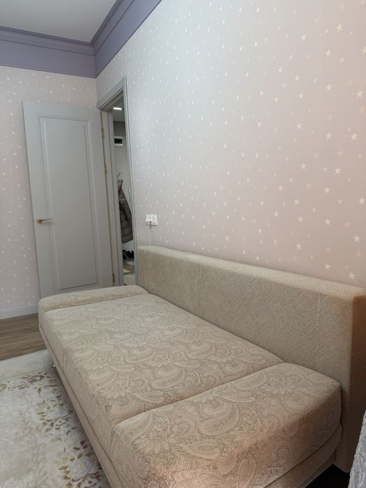 Диван для детской комнаты