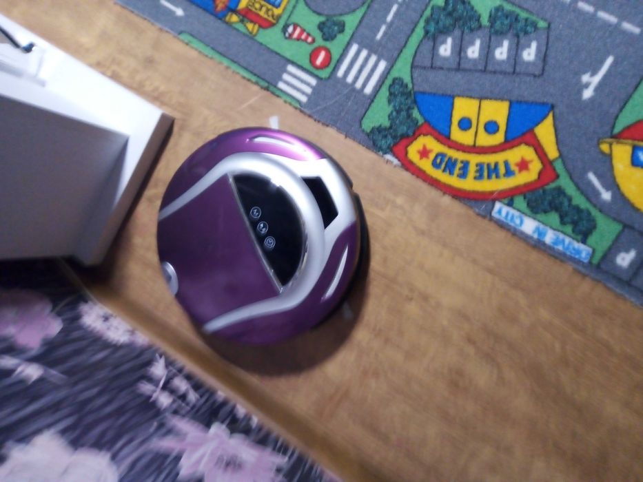 Прахосмукачка робот за части или ремонт