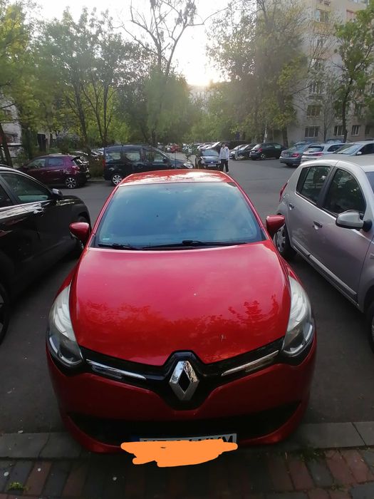 Vând  Renault Clio 4