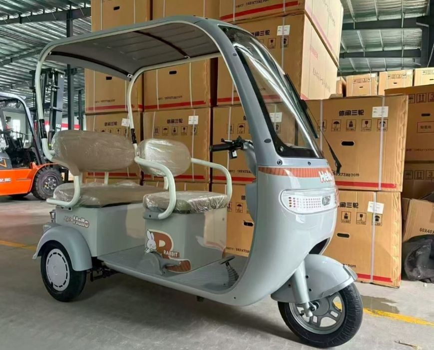 Трициклы с крышей