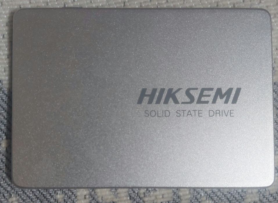 Жесткий диск 2 ТБ