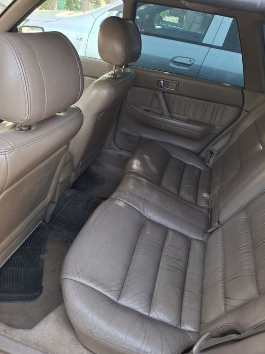 SUBARU LEGACY продам аато