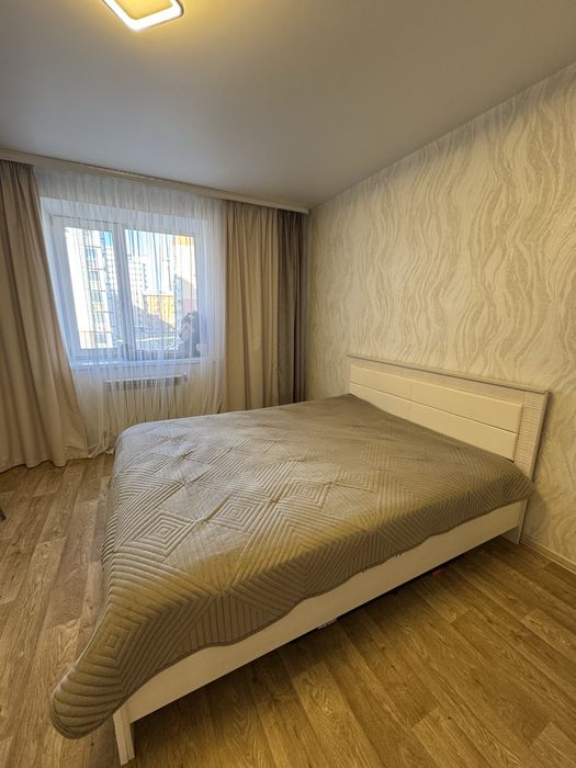 Кровать+ортопедиеский матрас 160/200 б/у