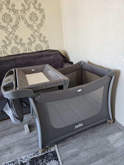 Продам детскую кроватку