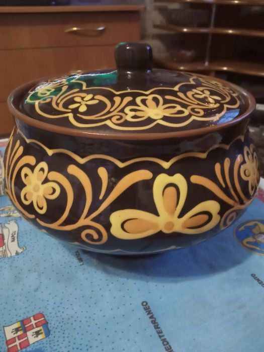 Супница б/у красивая