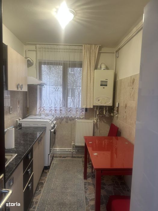 Campina - ap. 2 cam - renovat/mobilat - 1650 Lei/Luna