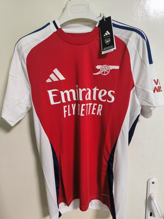 ПОСЛЕДНИ БРОЙКИ Чисто нови оригинални футболни екипи на Manchester United Arsenal Real Madrid  Bayern Munich Roma Juventus Benfica Lion