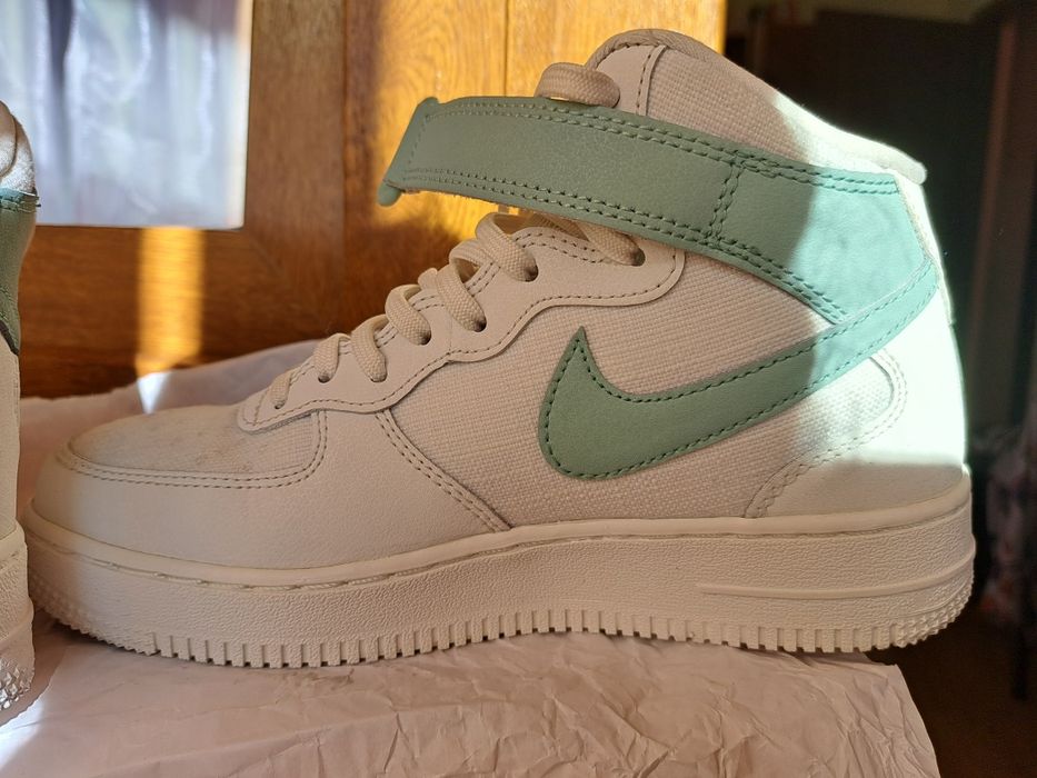 Nike Air Force 1 Mid