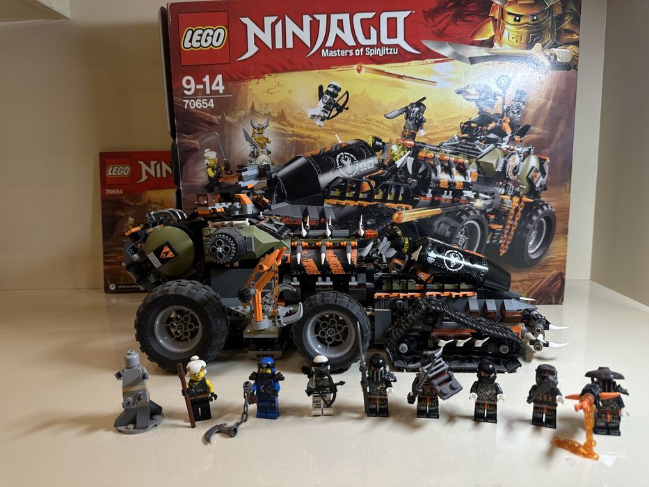 Продам лего набор ниндзяго