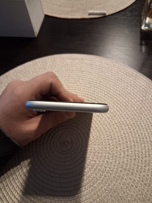 iPhone XR ALB  defect pentru piese