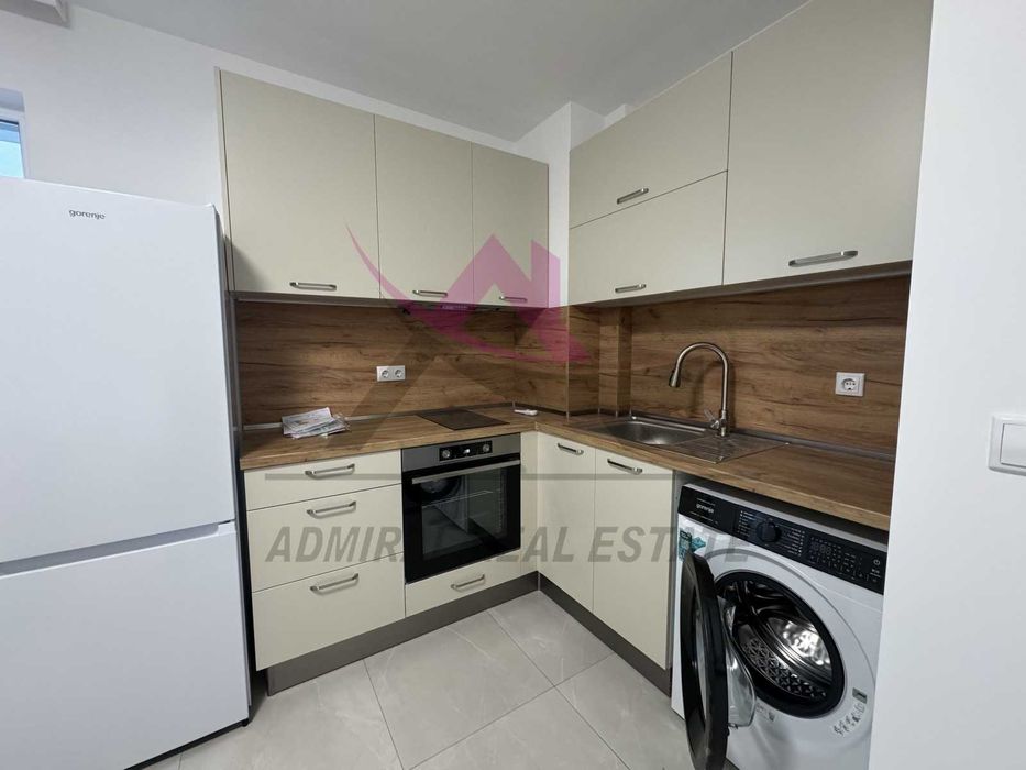 Дава се под наем Двустаен апартамент в Варна, Левски - 55 кв.м за 475 € - Снимка #1