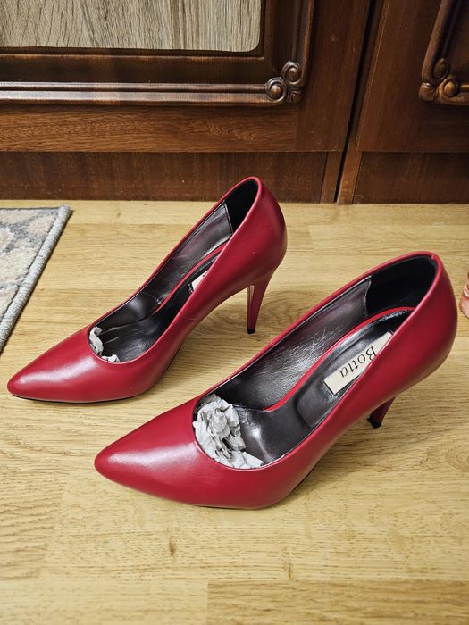 Vand pantofi dama piele