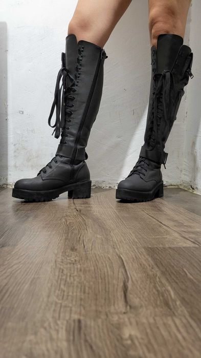 Dolls Kill ботуши, нови