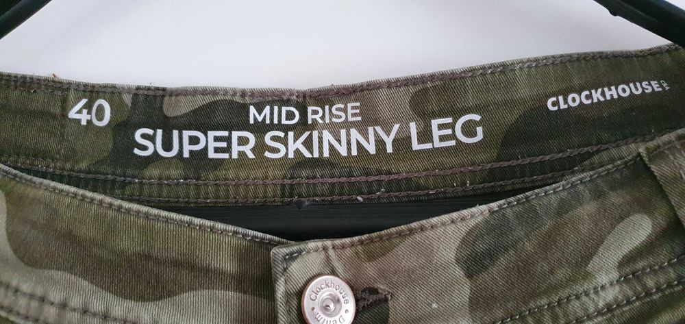 4 чифта дънки