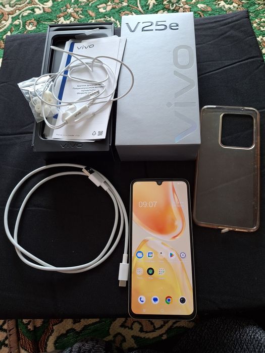 Продам сотовый телефон