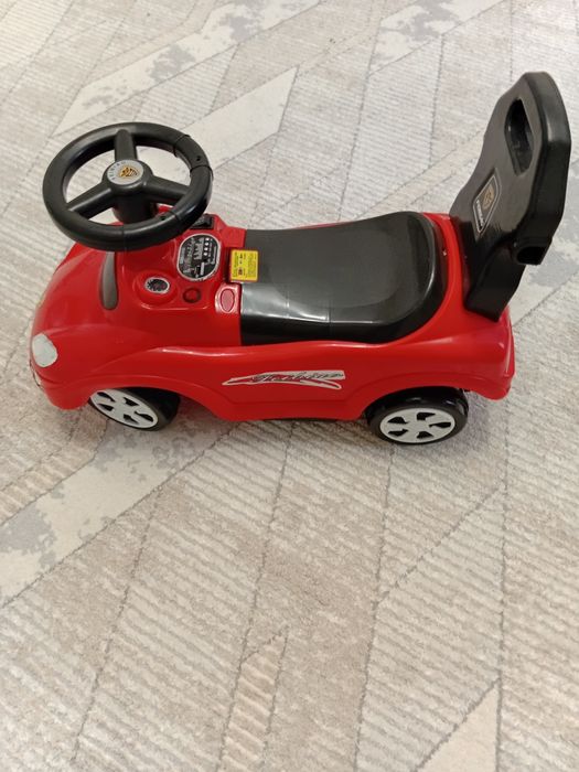 Машина детская каталка