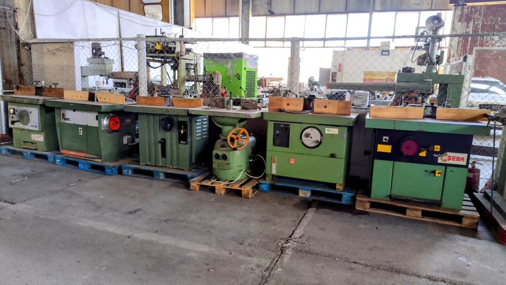 Шлайф с два шпиндела един след друг, с регу на вис и дъл, РЕВЕЗИРАН.