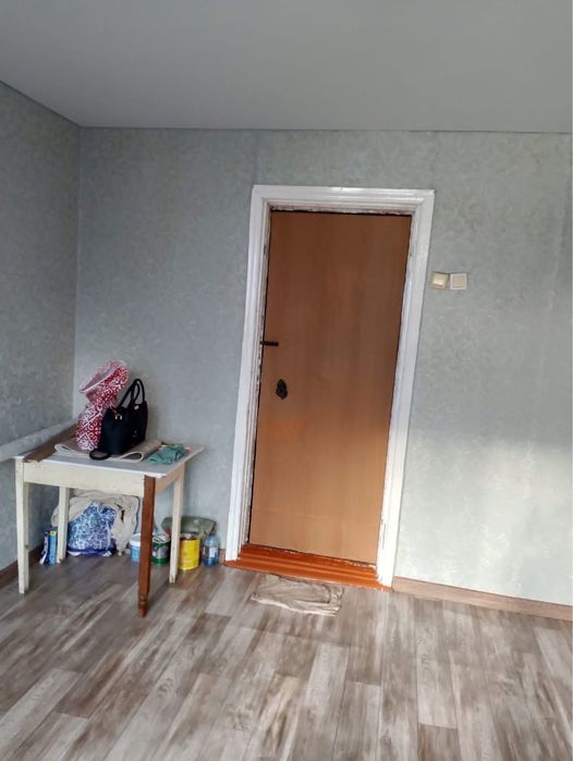 Продам комнату в центре общежитии