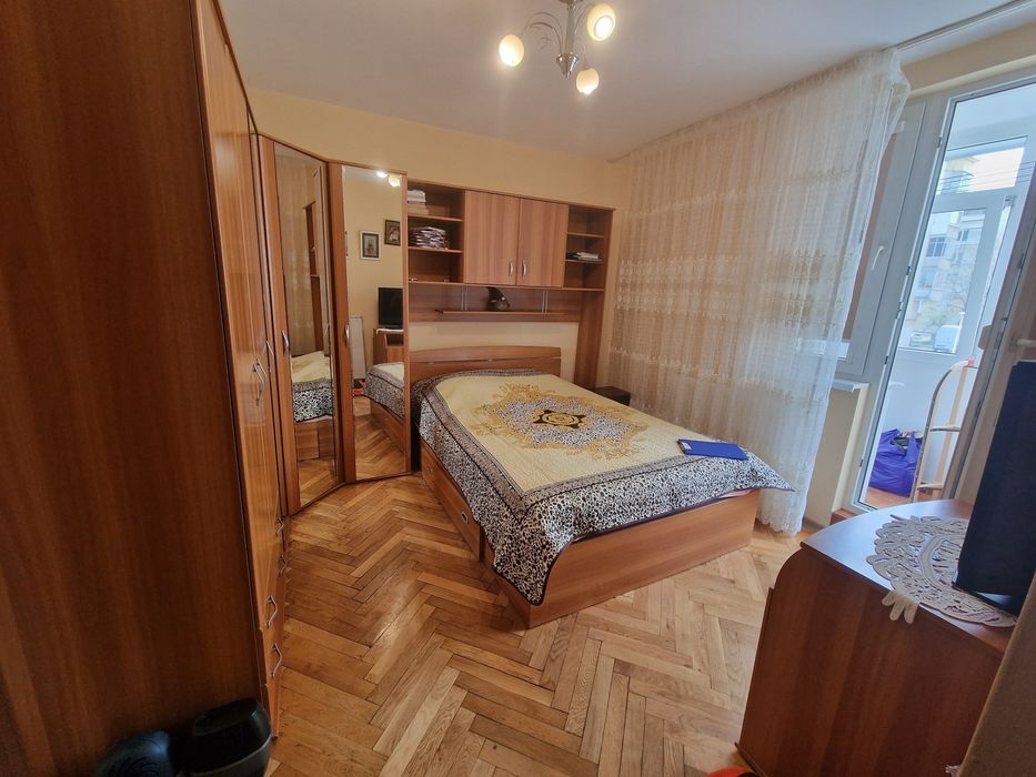 Mobilier dormitor de vanzare