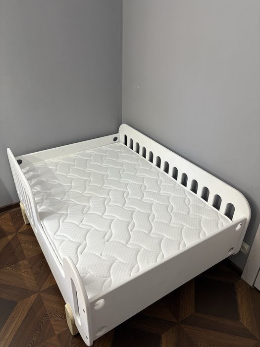 Детские кроватки