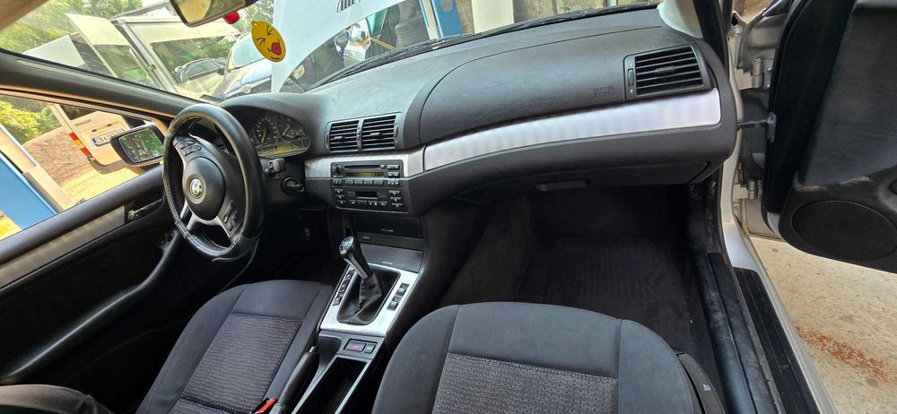 BMW 318D на части