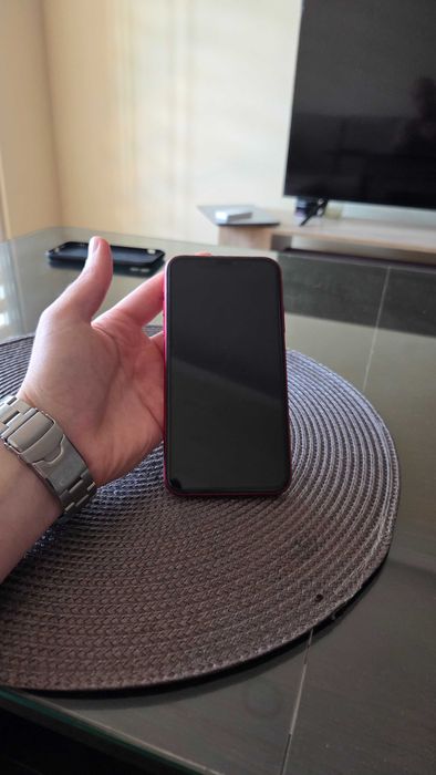Телефон Iphone 11 64 gb