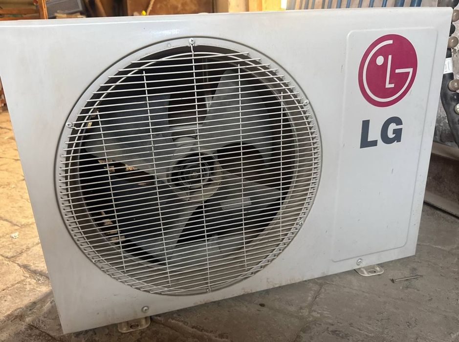 Продам Кондиционер LG 12