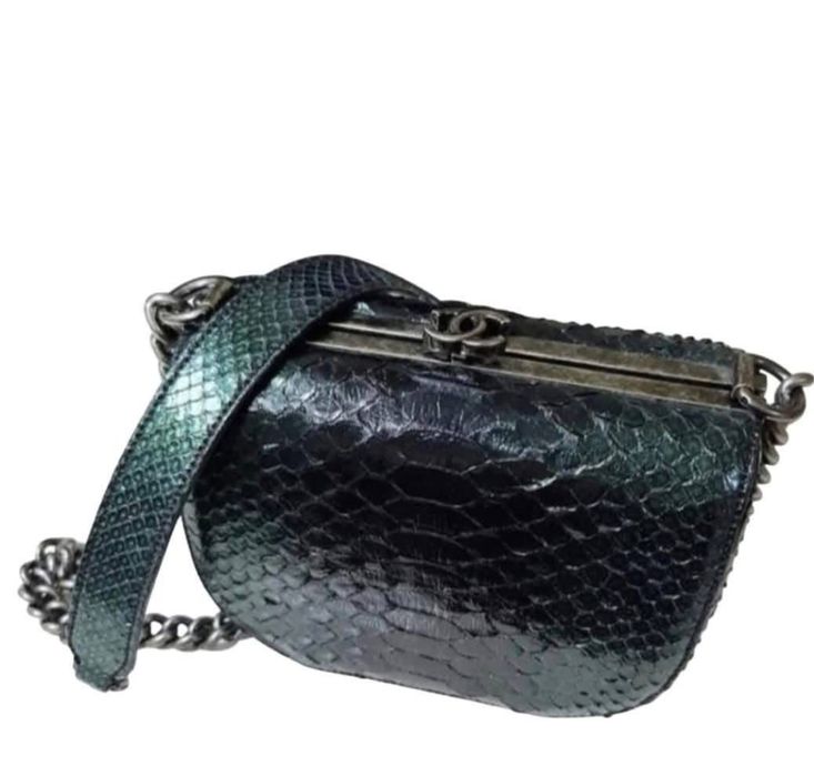 Geantă Chanel piton