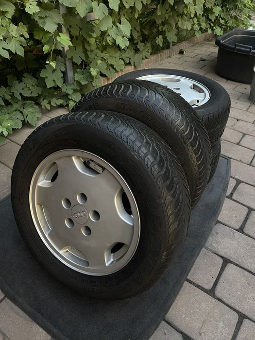 Оригинальные диски Audi R15 7J ET45 с шинами Ventura 215/60 R15