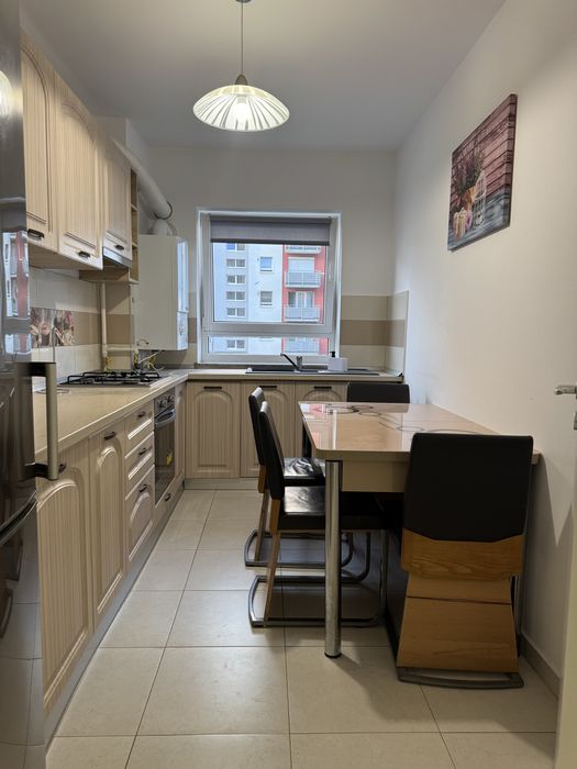 Apartament de 3 camere de inchiriat in cart Avantgarden