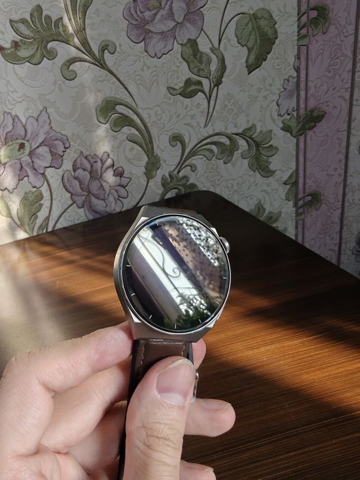 Продаеться Huawei GT3 PRO, зарядка хватает на неделю, флагман модель