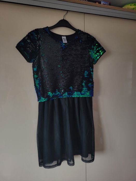 Rochie cu paiete neagra de ocazie
