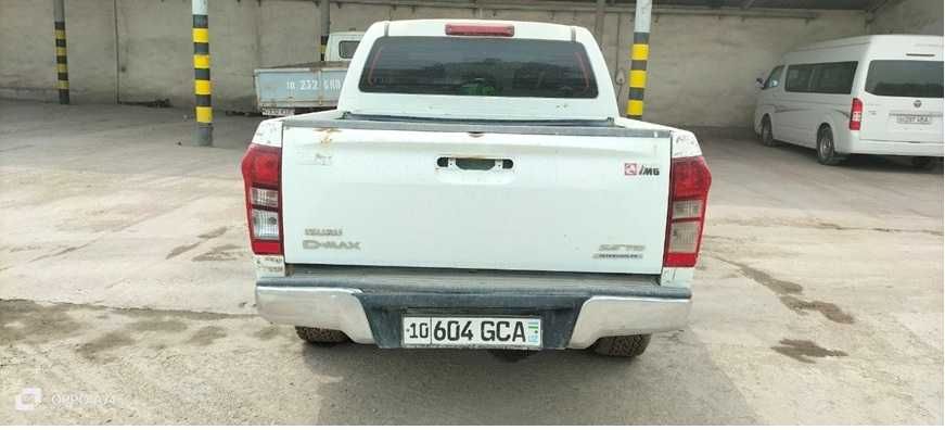 Продается Isuzu D-MAX OKSUS