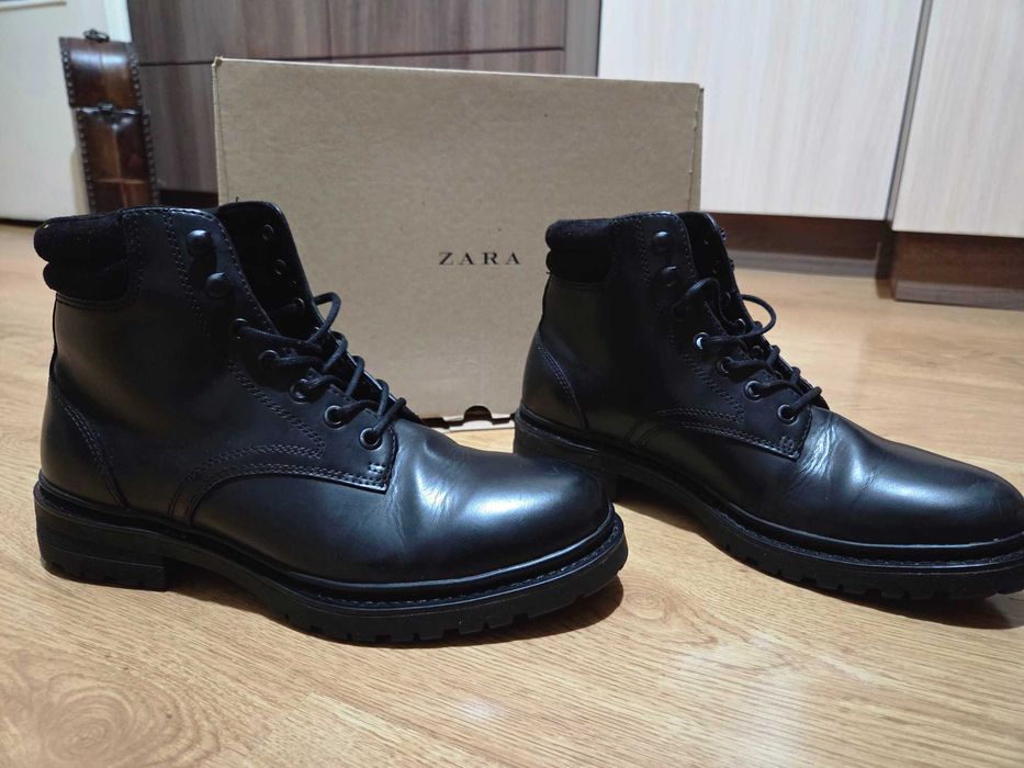 Чисто нови мъжки боти Zara