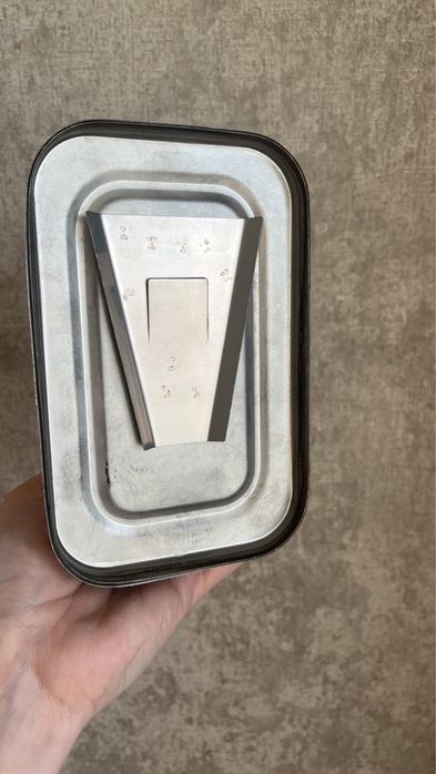 Диспенсер для жидкого мыла