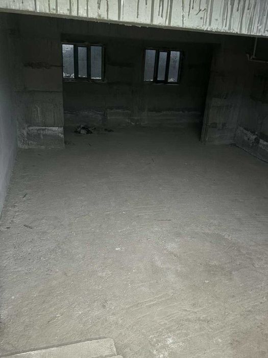 Сергели1.Бекат5.Продам под бизнес 150кв.м. на 1этаже 7эт.  новостройки