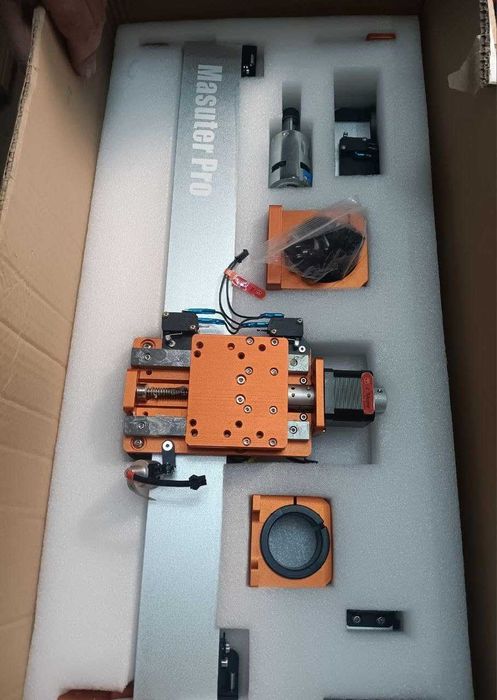 CNC фреза FoxAlien Masuter Pro 4040, CNC рутер, подобрена 3-осна фреза за дърво, метал, акрил.