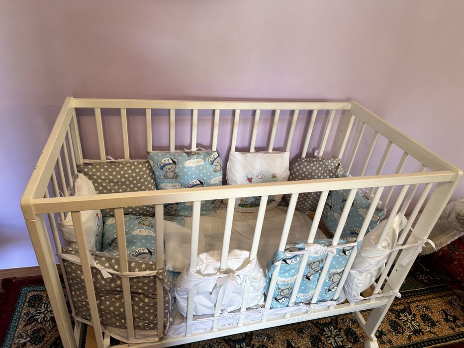 Детский кровать