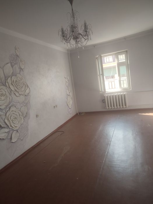 Коратош, о-р Бинкоф,Коратош Кафе.,3/6/9 полу,пустой