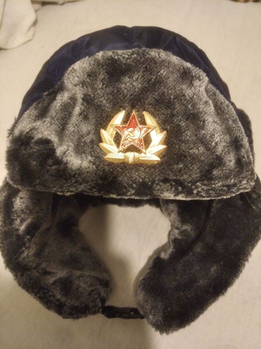 Caciula ruseasca , sovietica de ski ,iarna- albastru navy