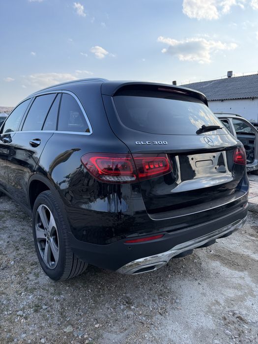 Dezmembrez Mercedes GLC C253, 2.0 Benzina, 264920
