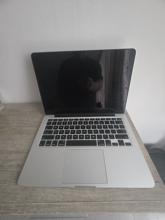 MacBook Pro model A1502