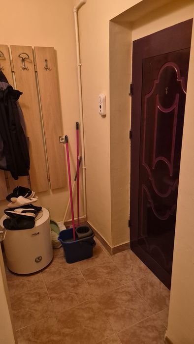 Se vinde  apartament în Hunedoara!