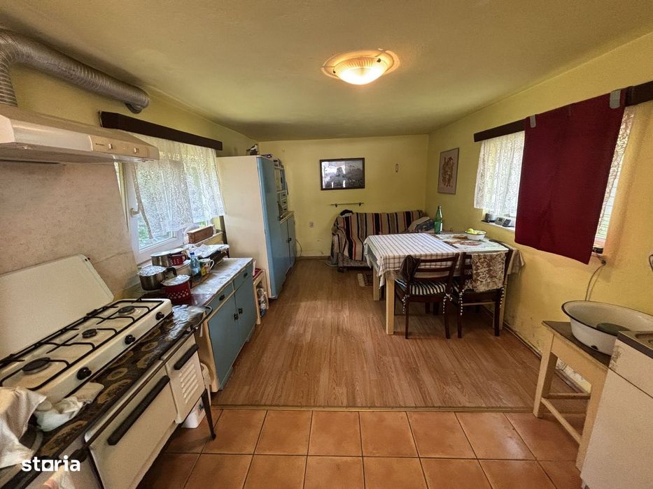 Casă INDIVIDUALĂ pe un nivel | Curte deosebită - Turnisor, Sibiu