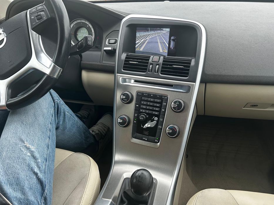 VOLVO XC60 2012 — imagine 4